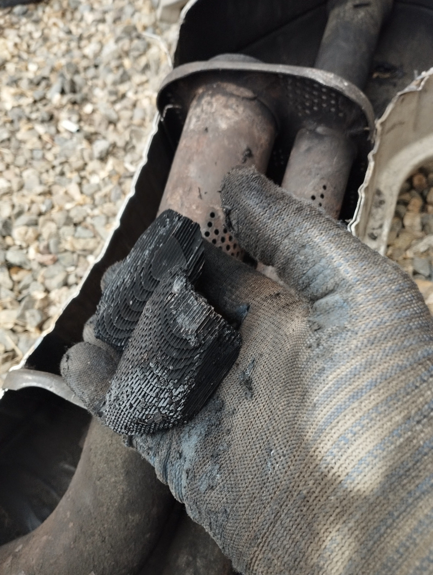 Забился глушитель Audi A6C5 4.2 (чепик в выхлопной системи ...