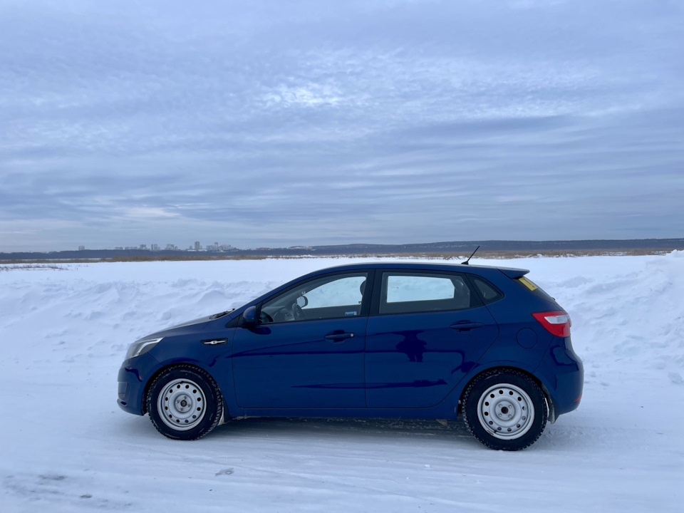 размер шин киа рио 3. диски kia rio r15 rapid. размер колес киа рио 4. киа рио разболтовка дисков r15. размеры дисков рио 4.