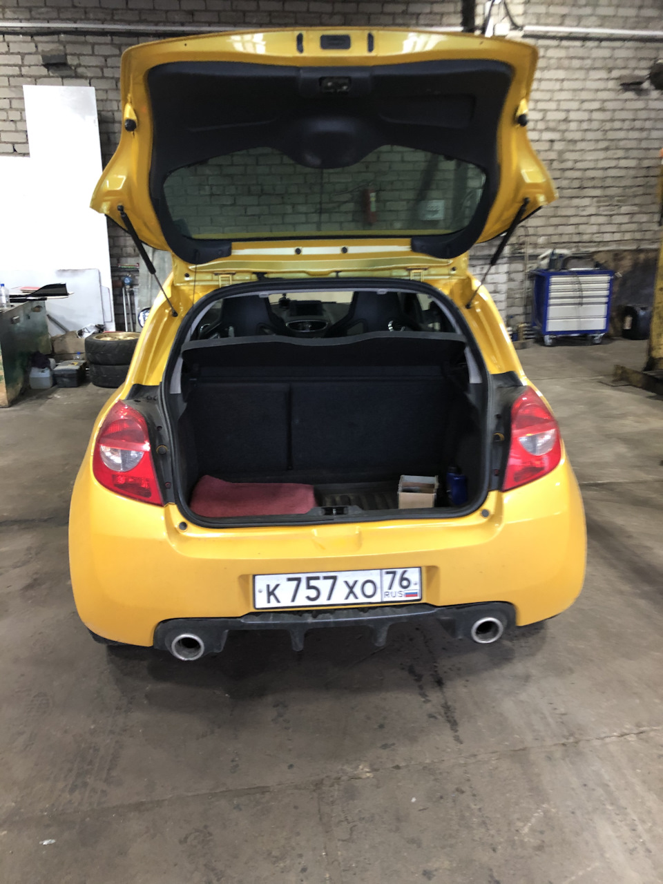 1.09 Это французский авто. ABS. Хонда. — Renault Clio III Sport, 2 л, 2012  года | просто так | DRIVE2