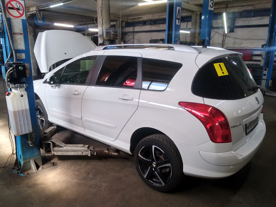 Замена цепи ГРМ, маслосъемных колпачков, замена патрубка турбины, ТО ...