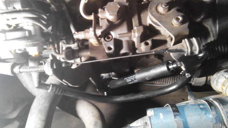 Установка демпфера на ТНВД 2.4D AJA. — Volkswagen Transporter T4, 2,4 л ...