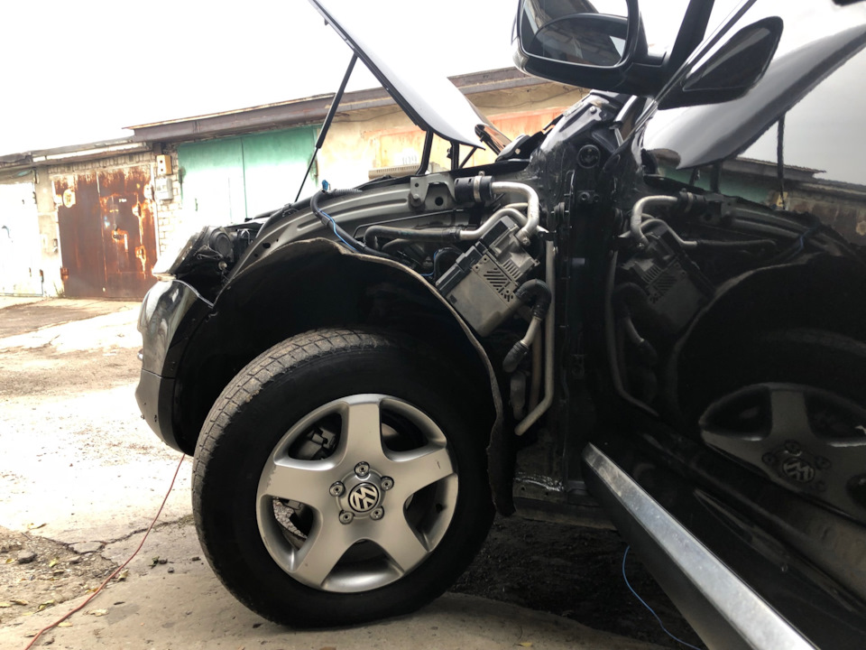 Фото в бортжурнале Volkswagen Touareg (1G)