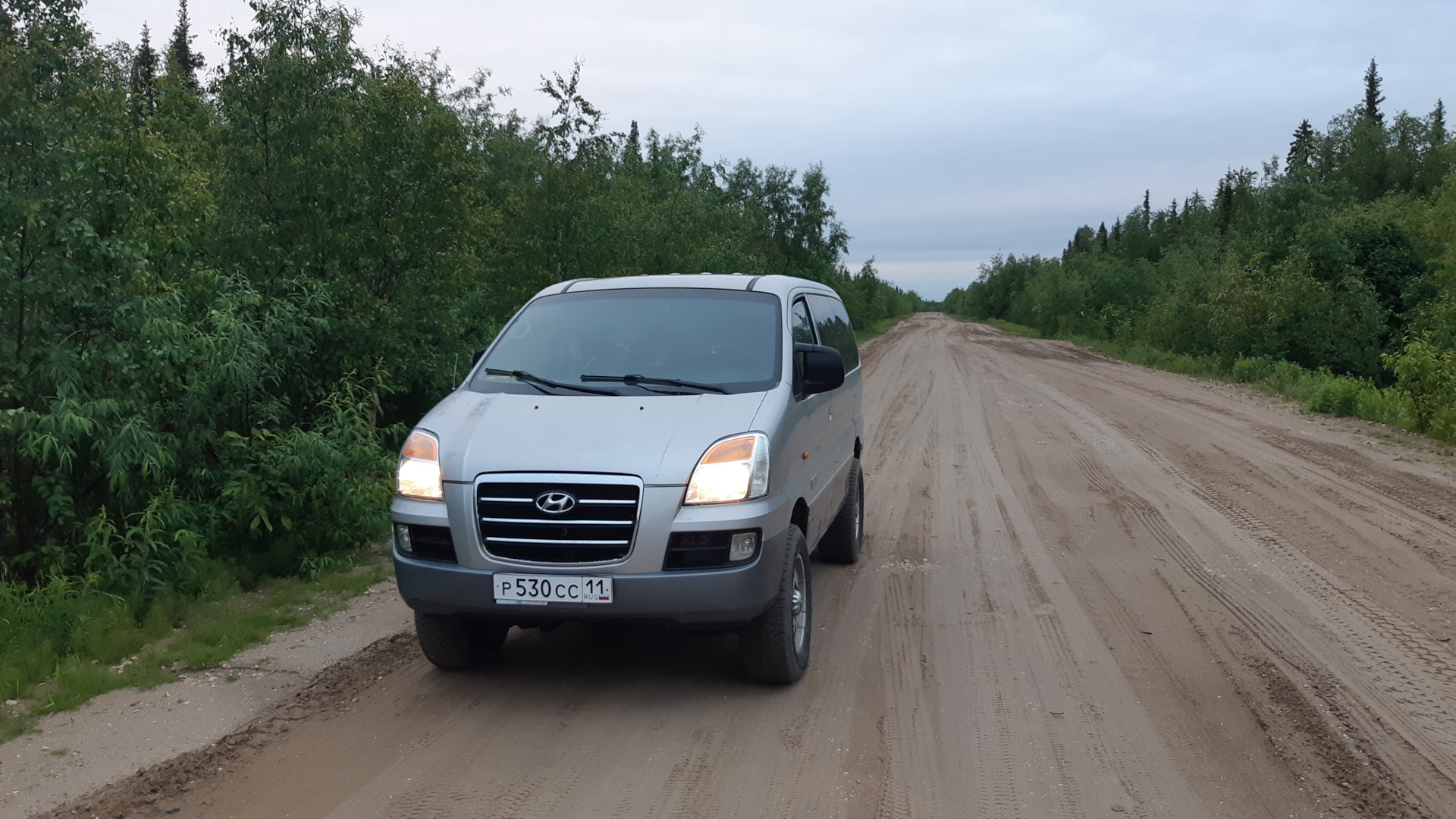 Hyundai H-1 (1G) 2.4 дизельный 2005 | 4х4 Лайнер Аш-первый на DRIVE2