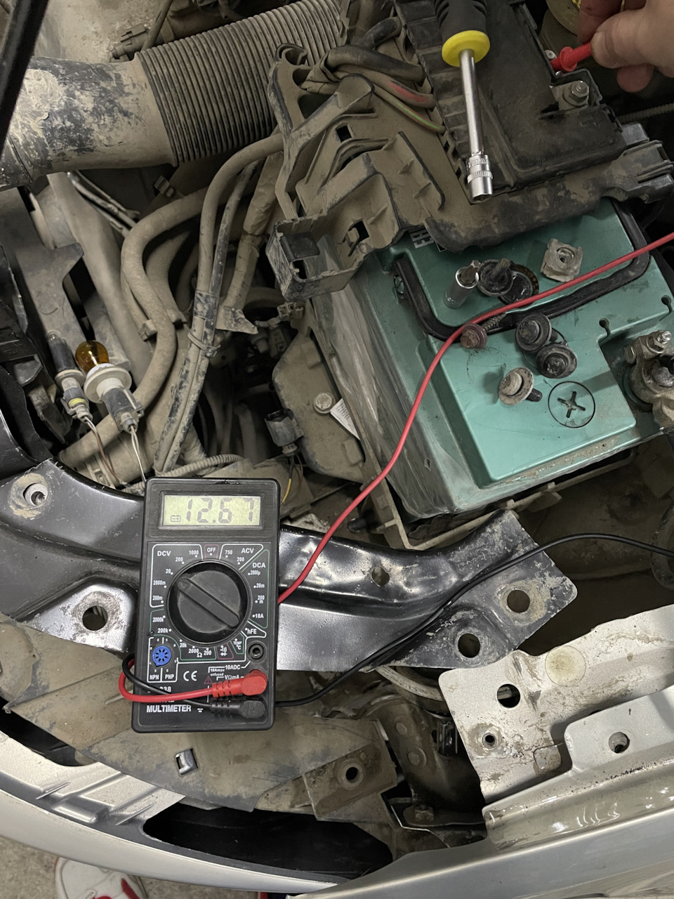 Фиксики в машине и немного восстановительных работ — Volkswagen Polo Sedan,  1,6 л, 2014 года | своими руками | DRIVE2