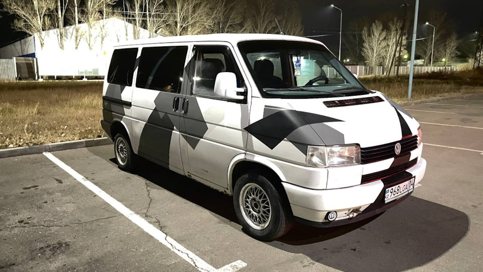 Volkswagen Multivan 2,5 ACU 🐼