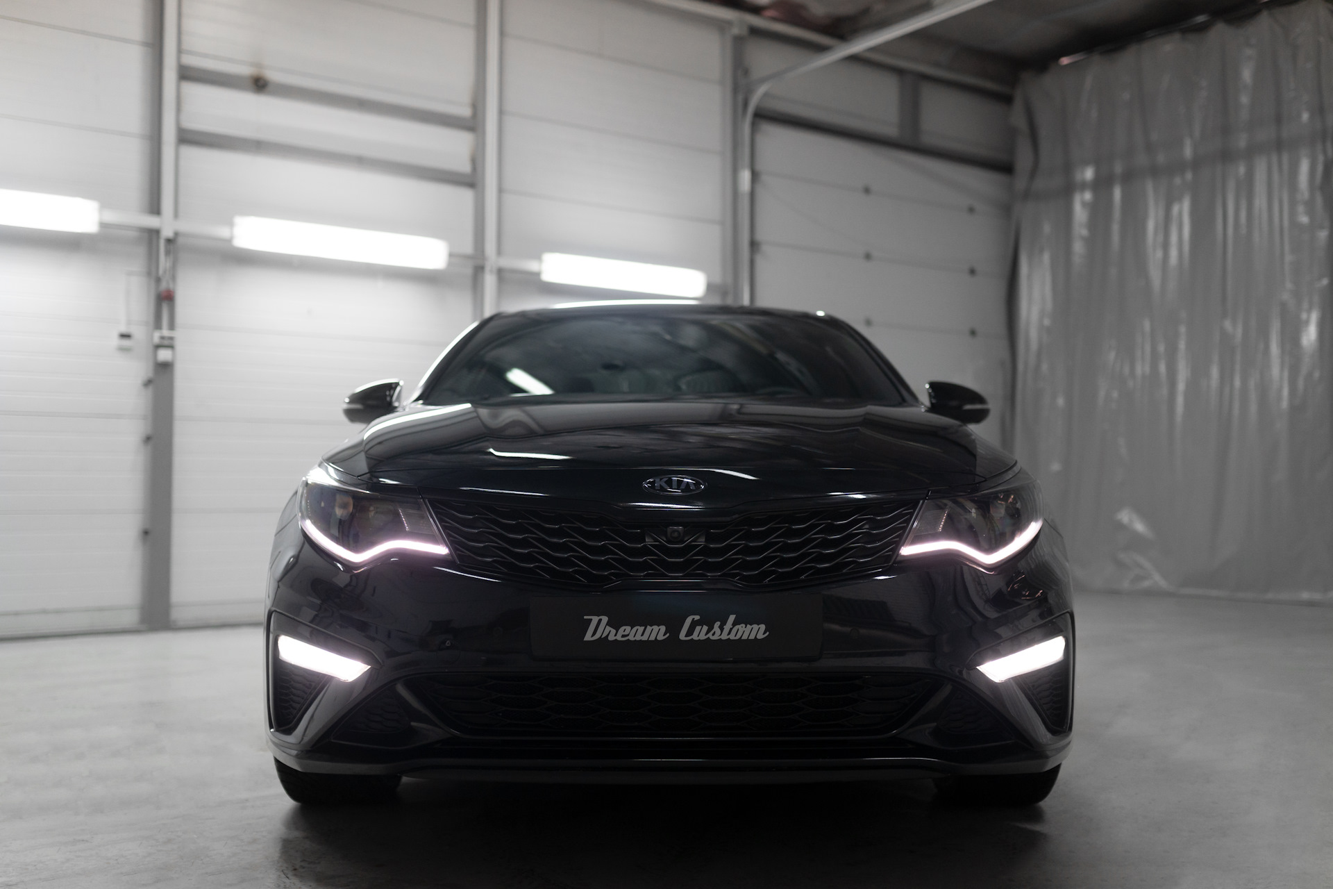 Kia Optima 2019 черная