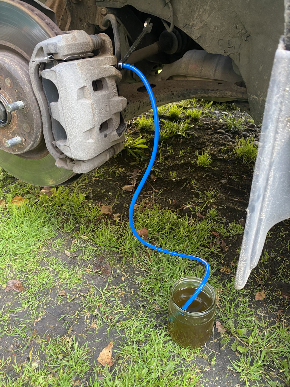 Дело не сложное, надо просто два человека) — Subaru Tribeca B9