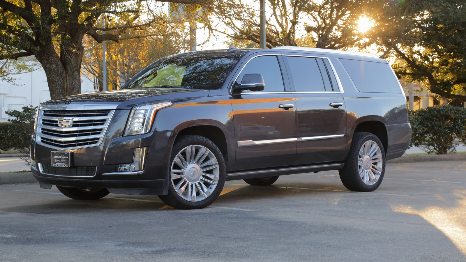 Cadillac Escalade ESV (3G) 6.2 бензиновый 2015 | The Sugarland Express на  DRIVE2