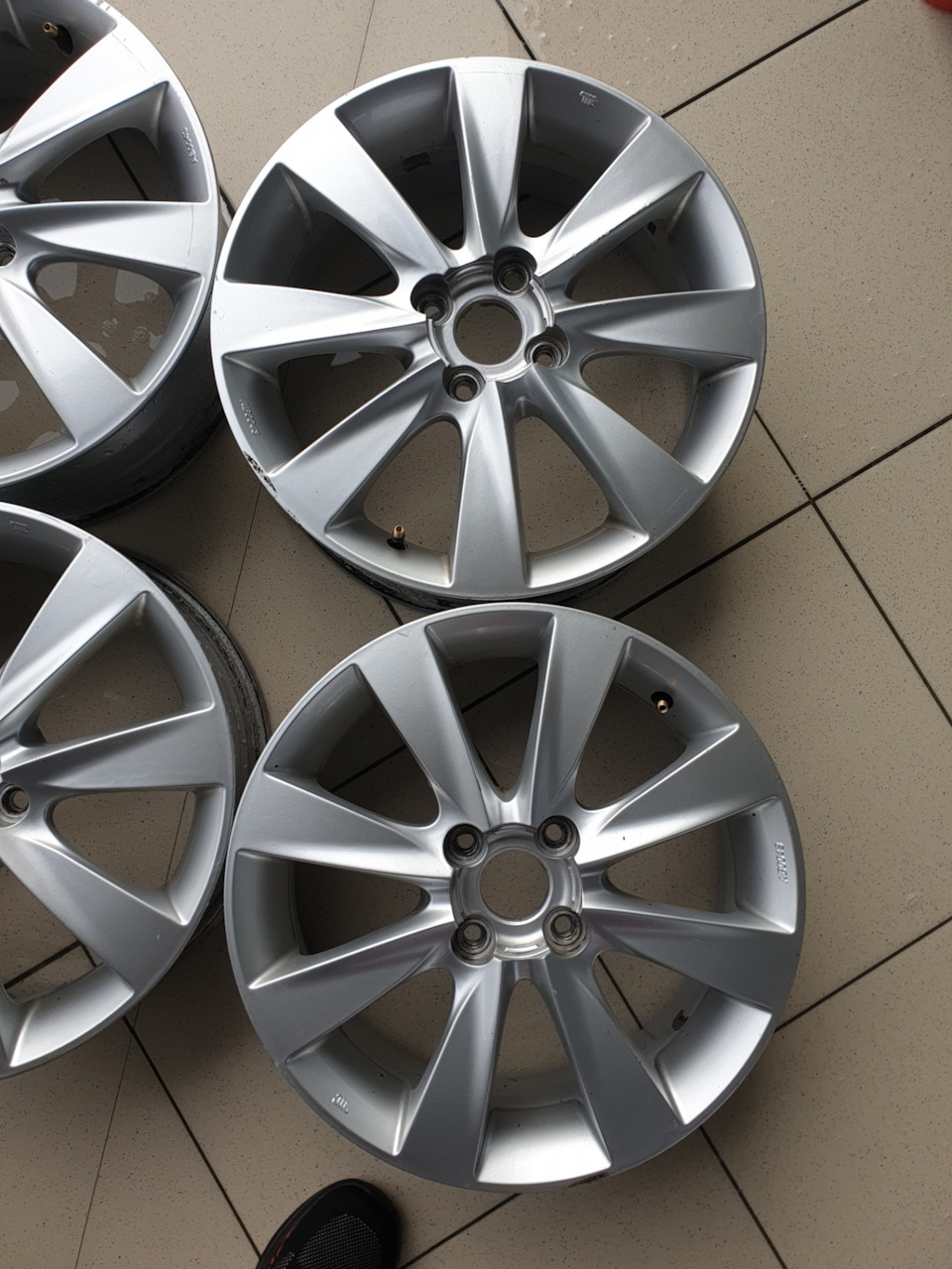 Купил диски r16 — Hyundai Solaris (1G), 1,6 л, 2012 года | колёсные ...