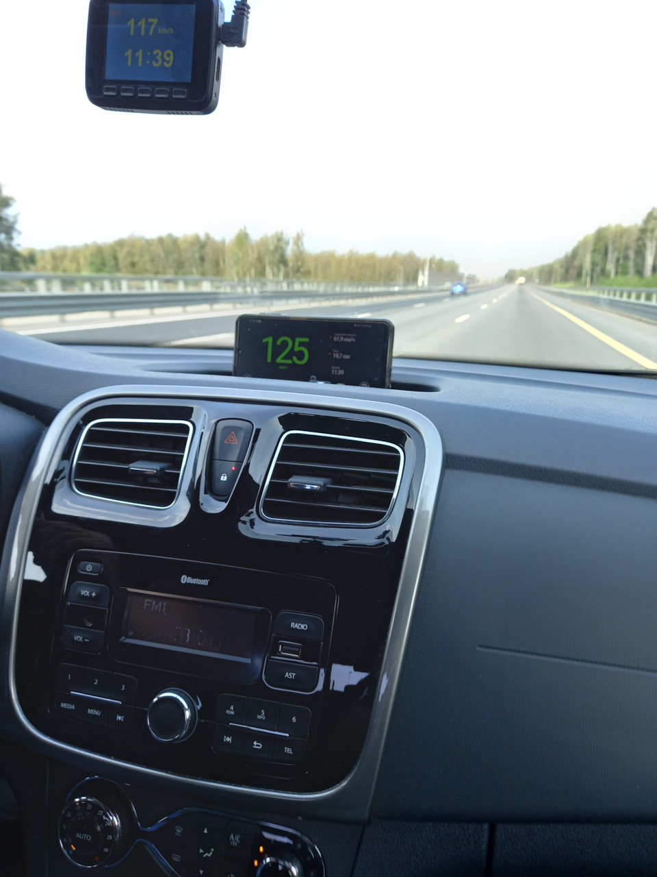 Фото в бортжурнале Renault Sandero 2G