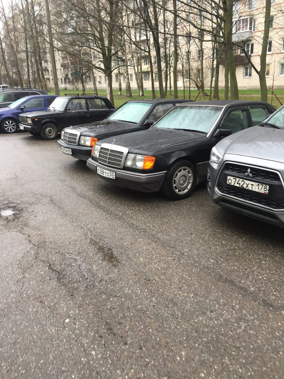 Старчески попёрдывая ушла в закат эпоха — Mercedes-Benz 190 (W201), 1,8 л,  1993 года | продажа машины | DRIVE2