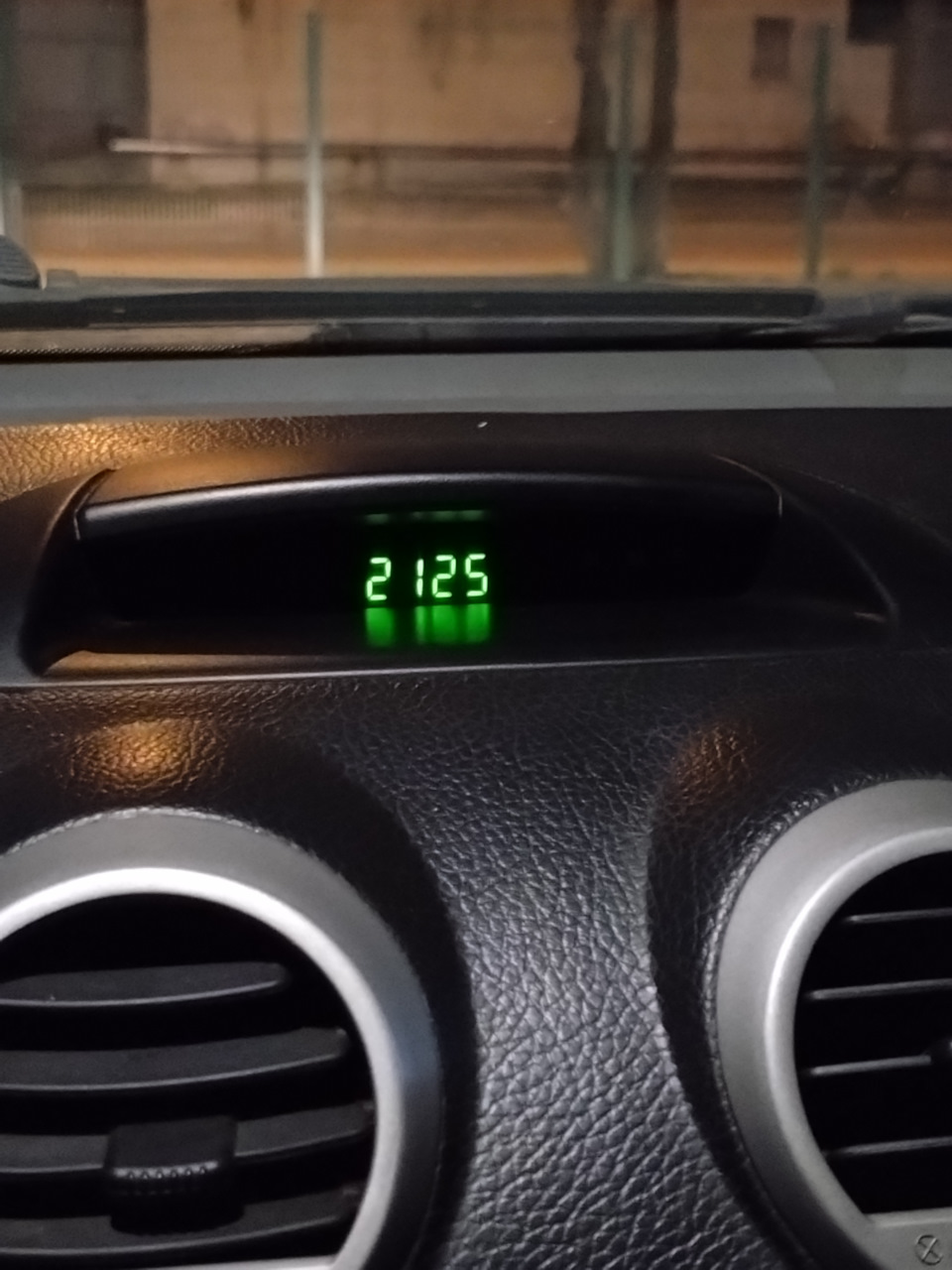 Часы на лачетти универсал 2 — Chevrolet Lacetti SW, 1,6 л, 2011 года ...