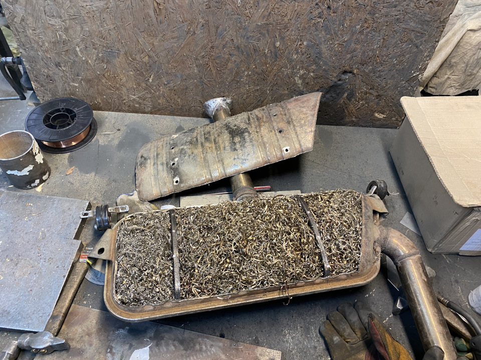 Звон в глушителе решение найдено — Audi A6 (C5), 2,4 л, 1999 года ...