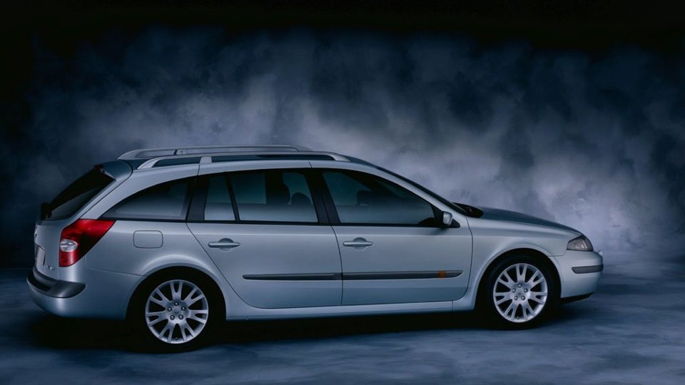 Рено лагуна универсал фото Renault Laguna II 2.0 бензиновый 2002 на DRIVE2