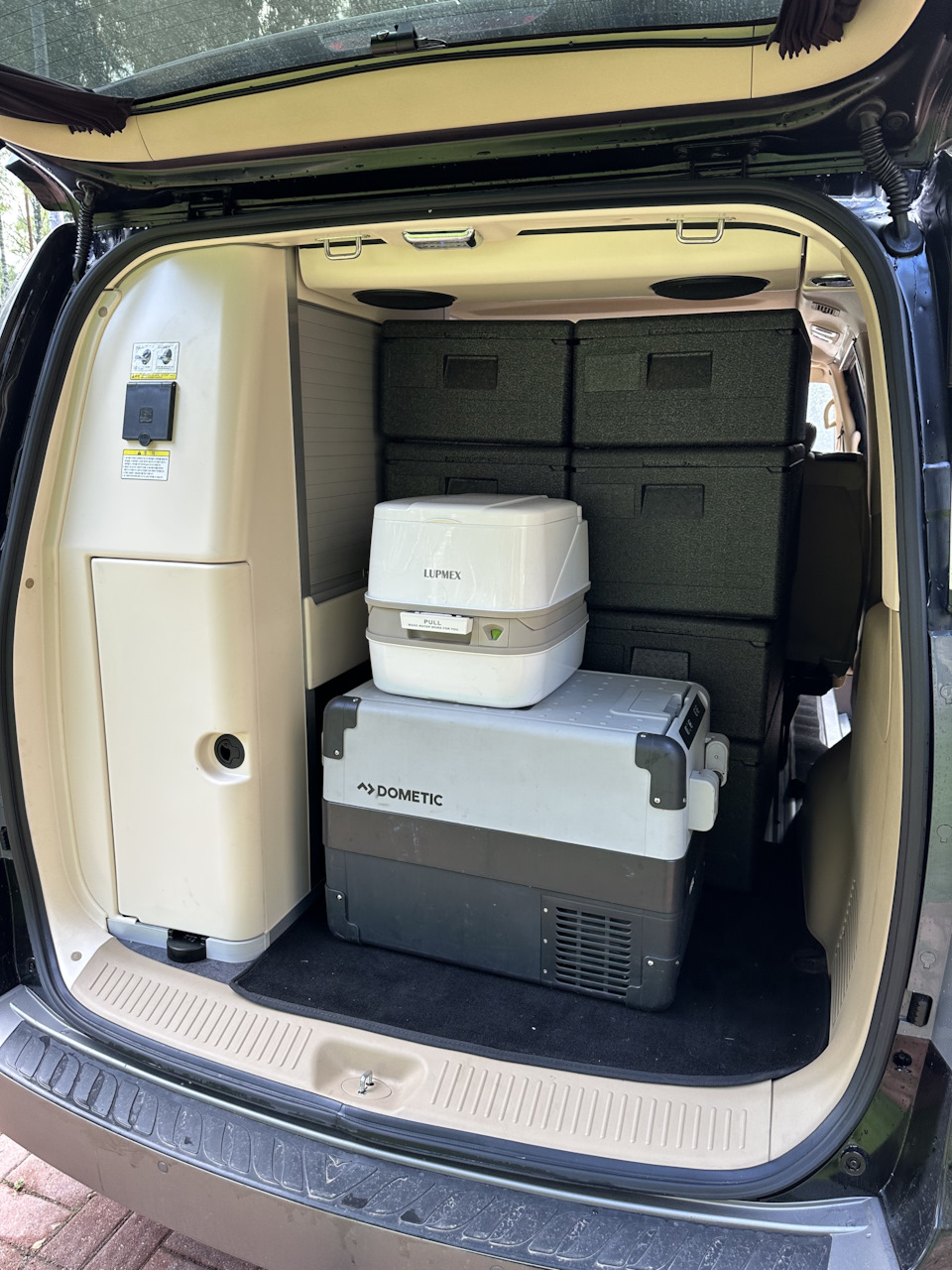 Организация багажного отделения — Hyundai Grand Starex, 2,5 л, 2019 ...