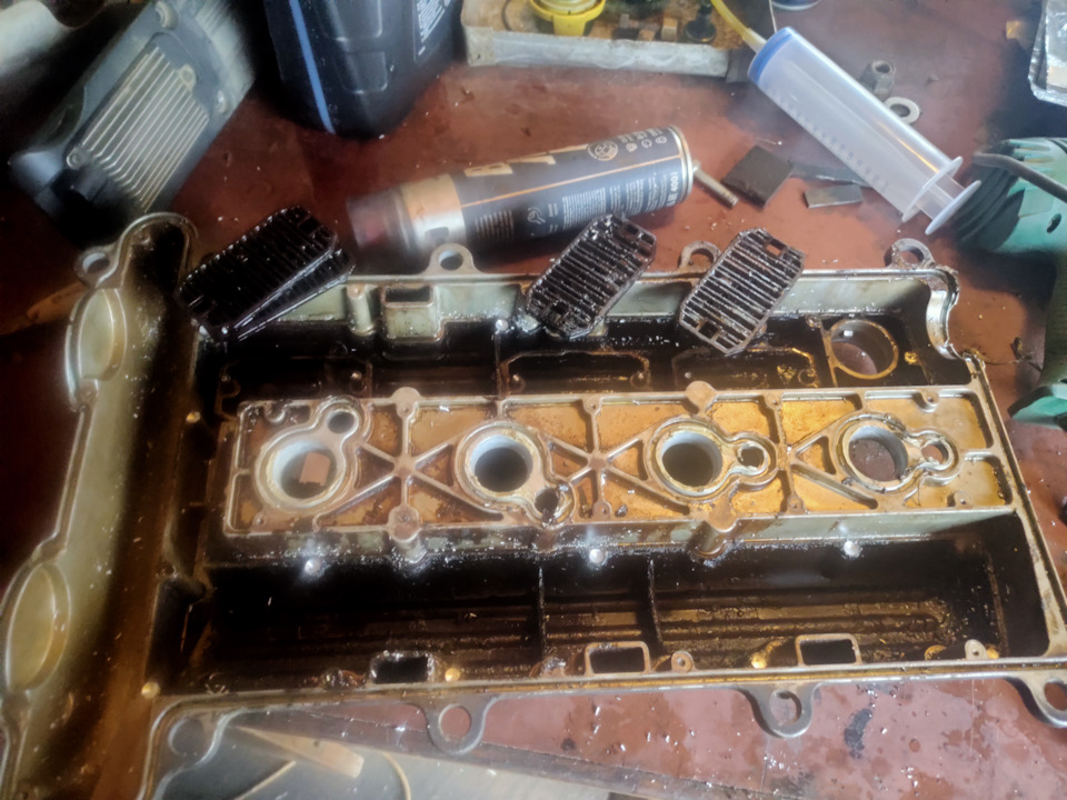 Сатурн Вуе z22se, разборная клапанная крышка, пайка алюминия клапанной ...