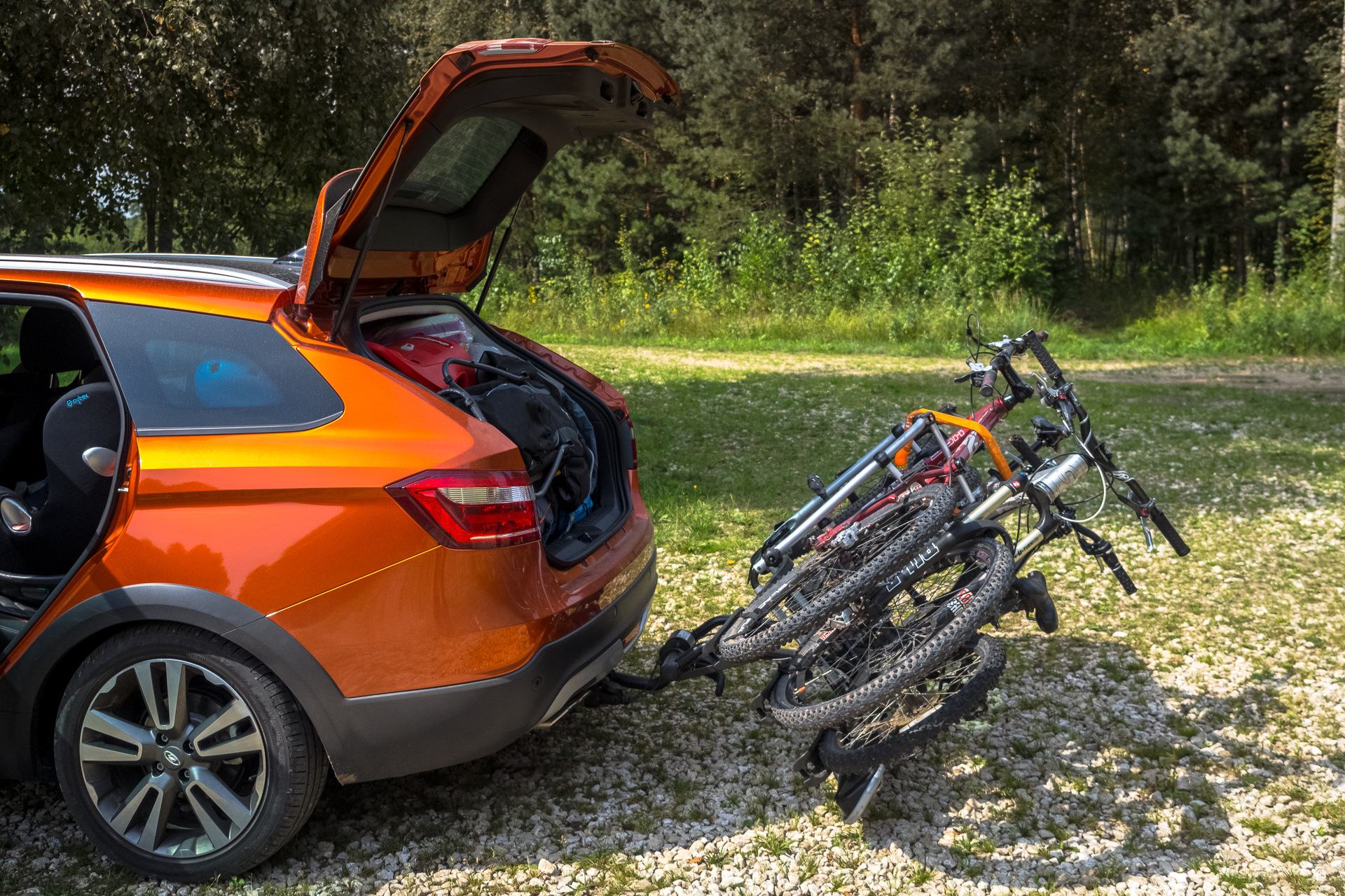 Багажник на фаркоп на три велосипеда для Lada Vesta SW Cross — Lada Vesta  SW Cross, 1,6 л, 2020 года | аксессуары | DRIVE2