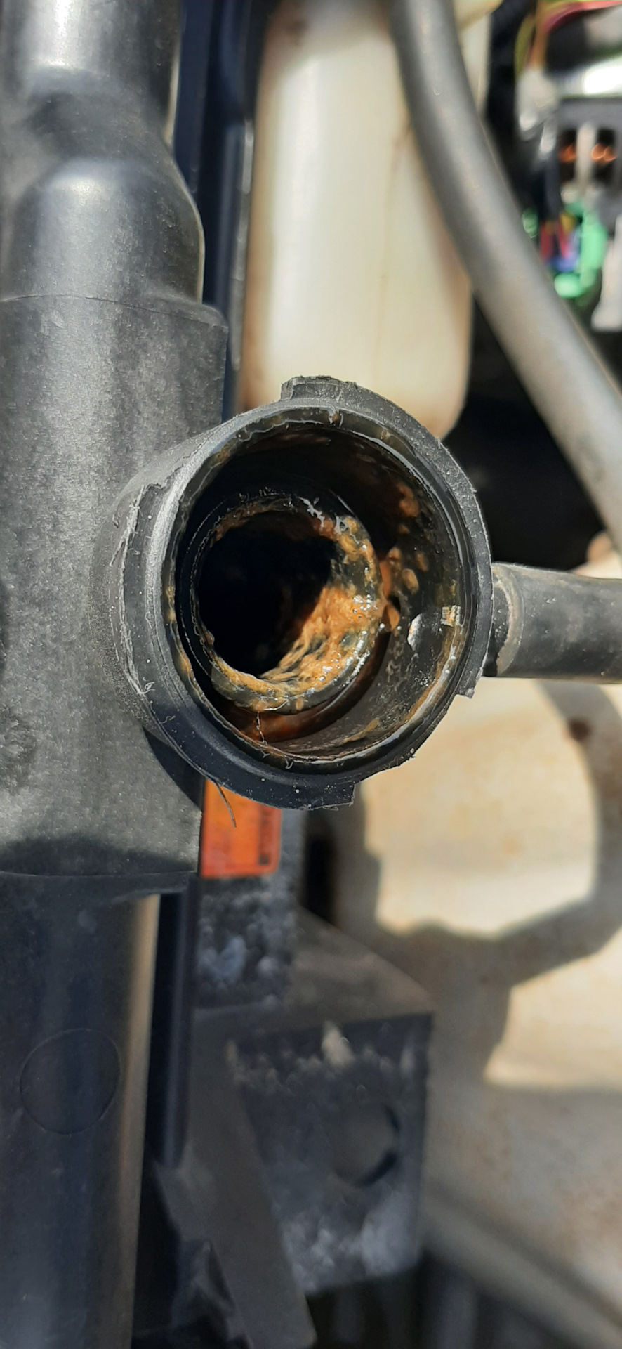 Проблемы в охлаждающей жидкости (Эмульсия) — Toyota Estima (II), 2,4 л ...