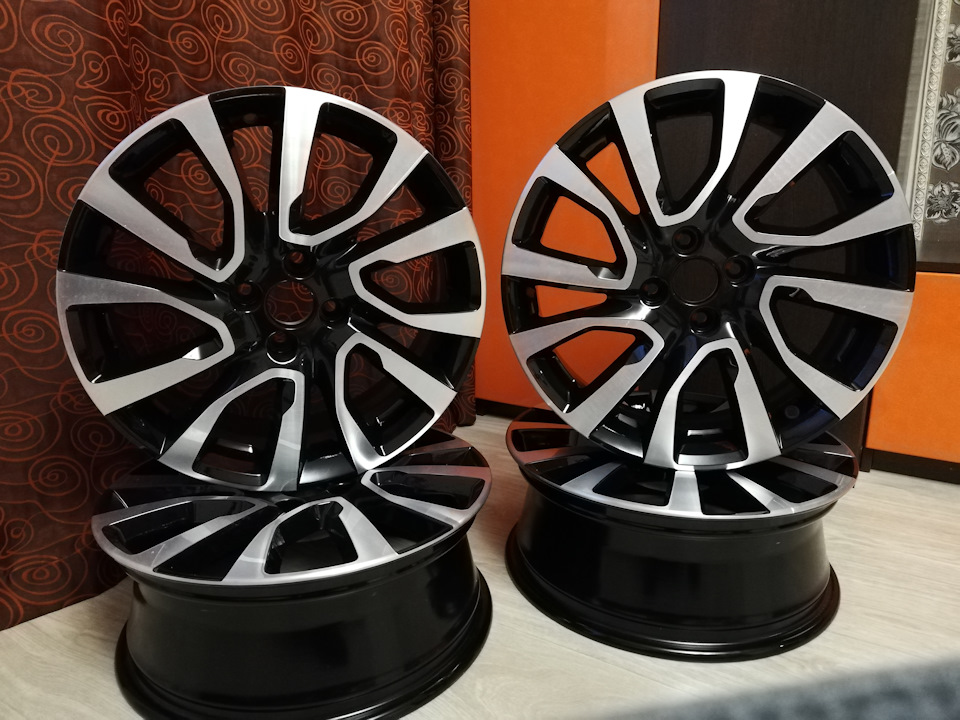 Диски Игуаны от XRAY 17" — Lada Vesta, 1,6 л, 2017 года | колёсные ...