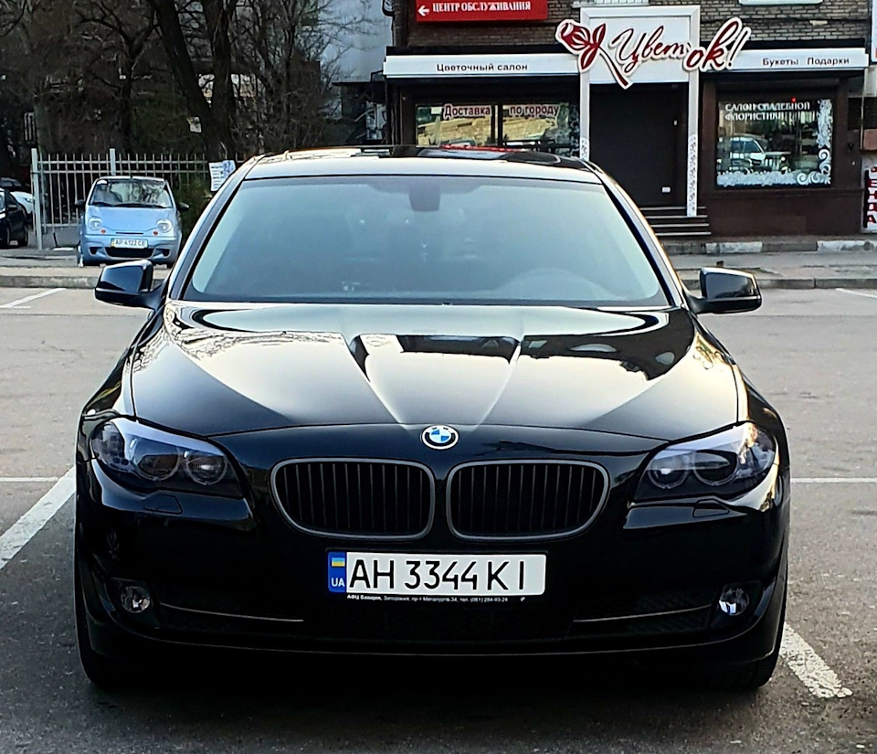 Тонировка передней оптики — BMW 5 series (F10), 3 л, 2012 года | стайлинг |  DRIVE2