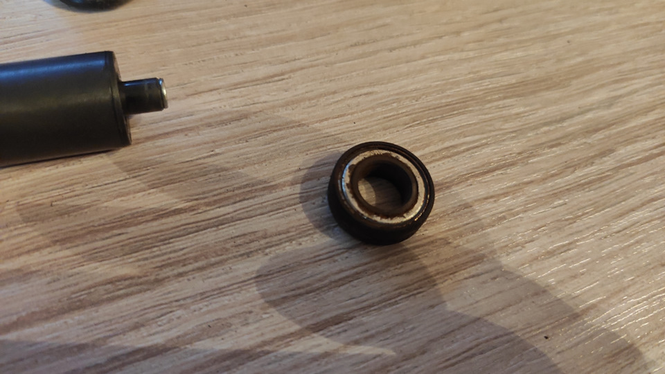 Заклинивший ржавый подшипник — Mitsubishi Lancer IX