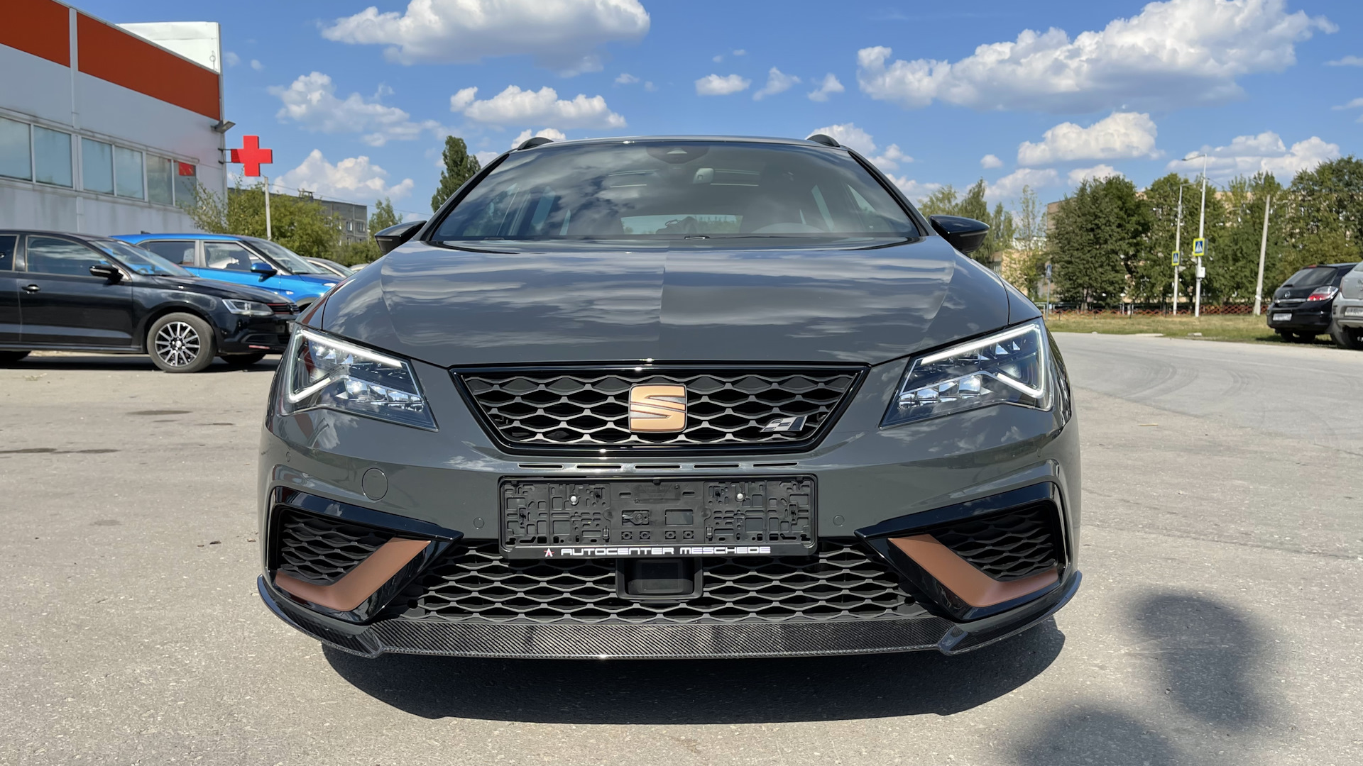 SEAT Leon Cupra (Mk III) 2.0 бензиновый 2019 | Seat Leon Cupra R St на  DRIVE2