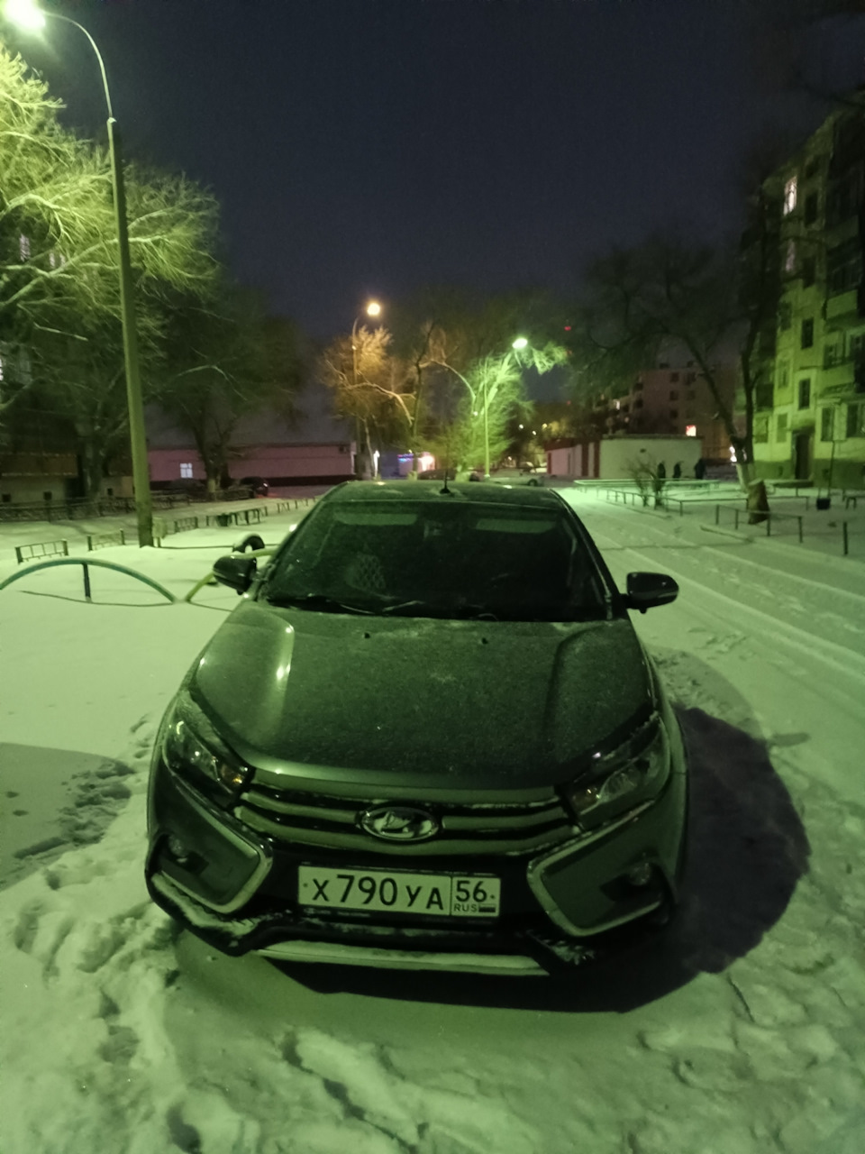 Идёт небольшой снег, юбилейчик… — Lada Vesta Cross, 1,8 л, 2019 года |  наблюдение | DRIVE2