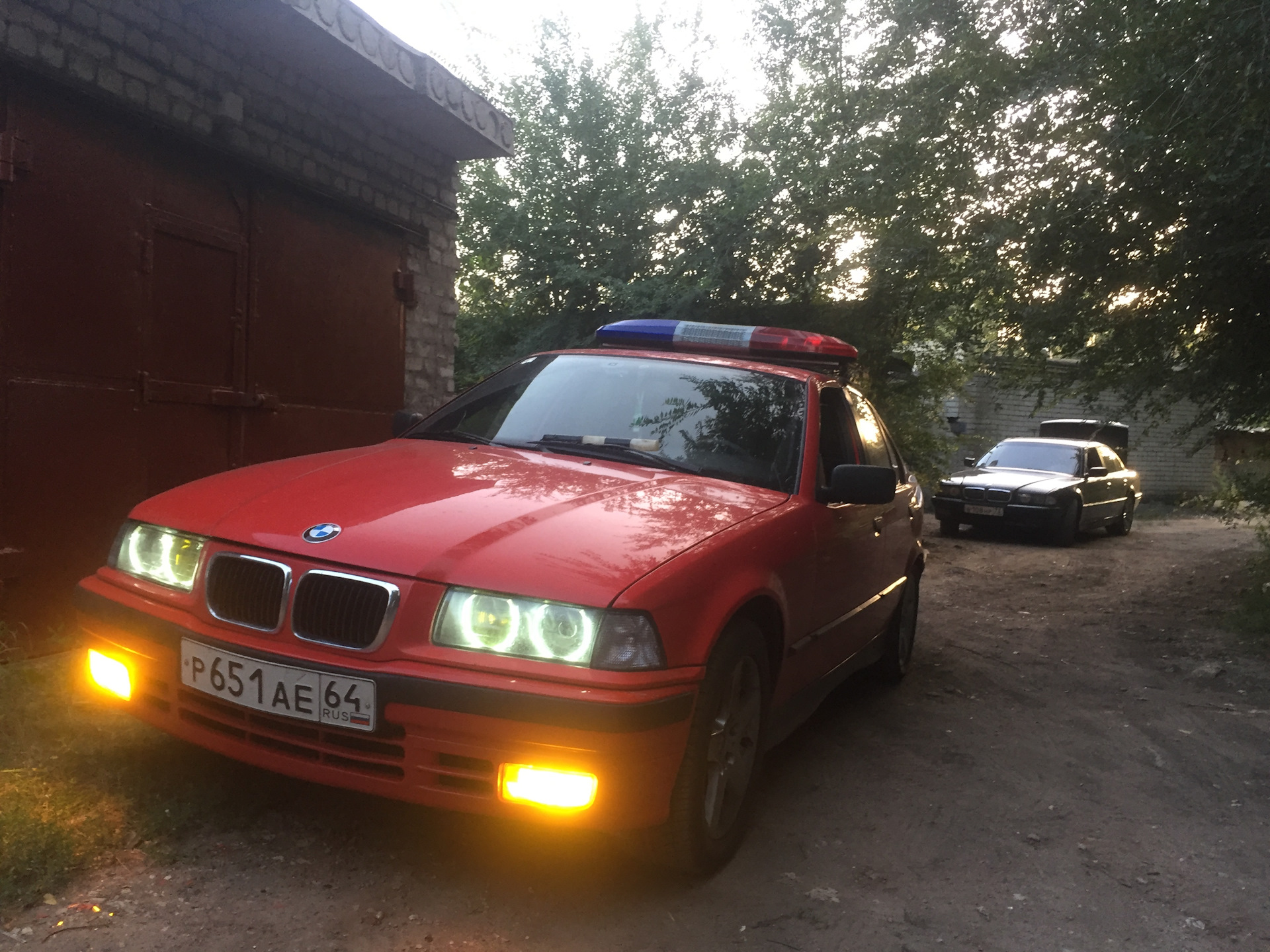 Перетяжка козырьков — BMW 3 series (E36), 1,6 л, 1992 года | своими руками  | DRIVE2