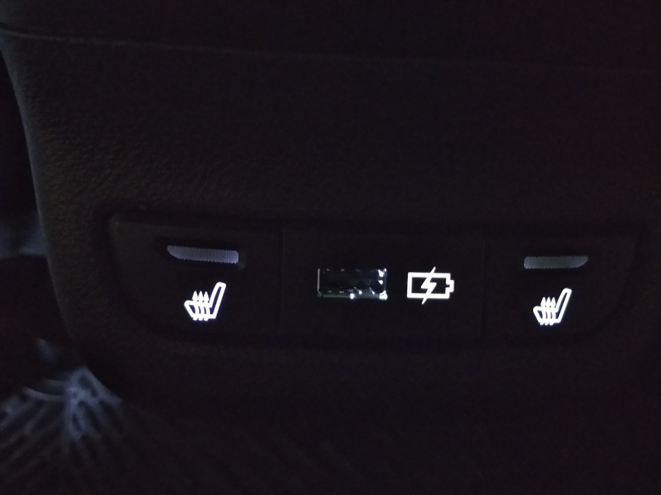 Фото в бортжурнале Lada Vesta SW (1G)