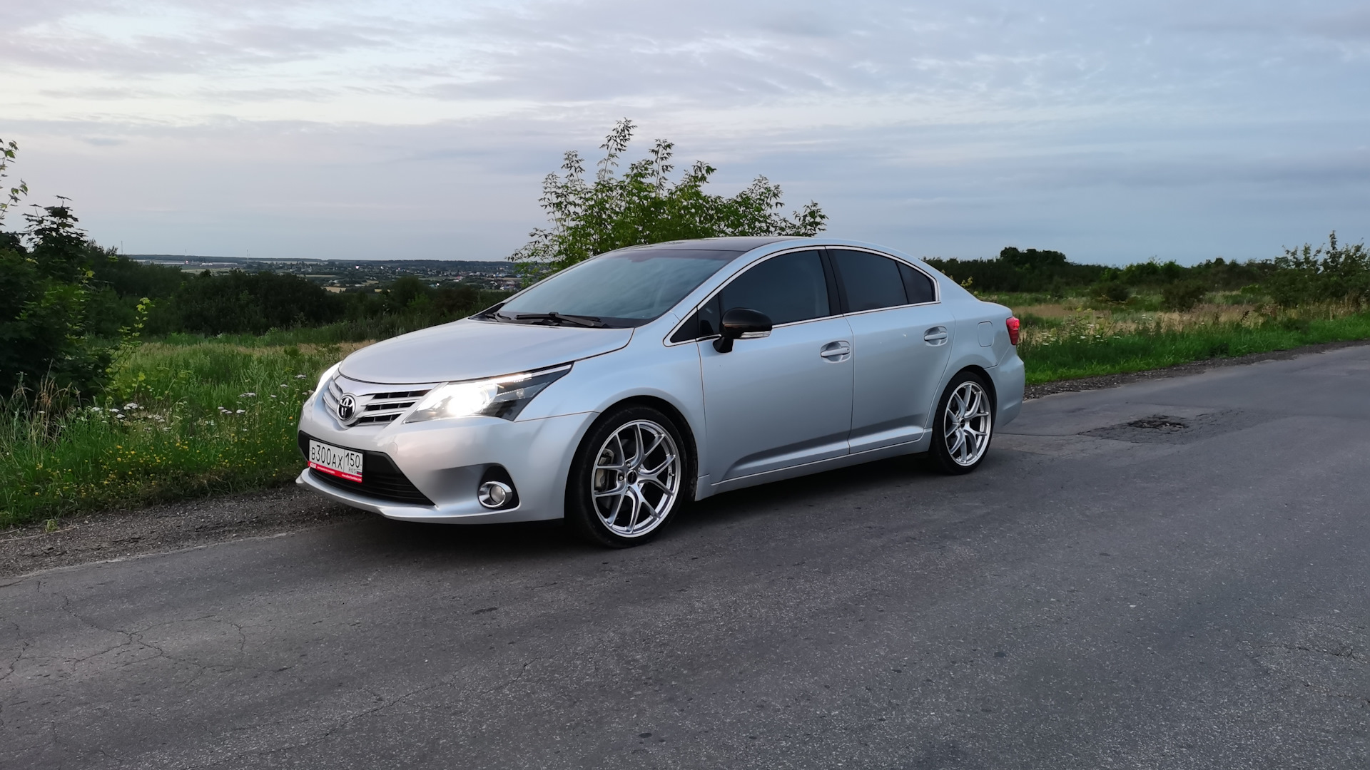 Toyota Avensis III 2.0 бензиновый 2009 | N_1 на DRIVE2