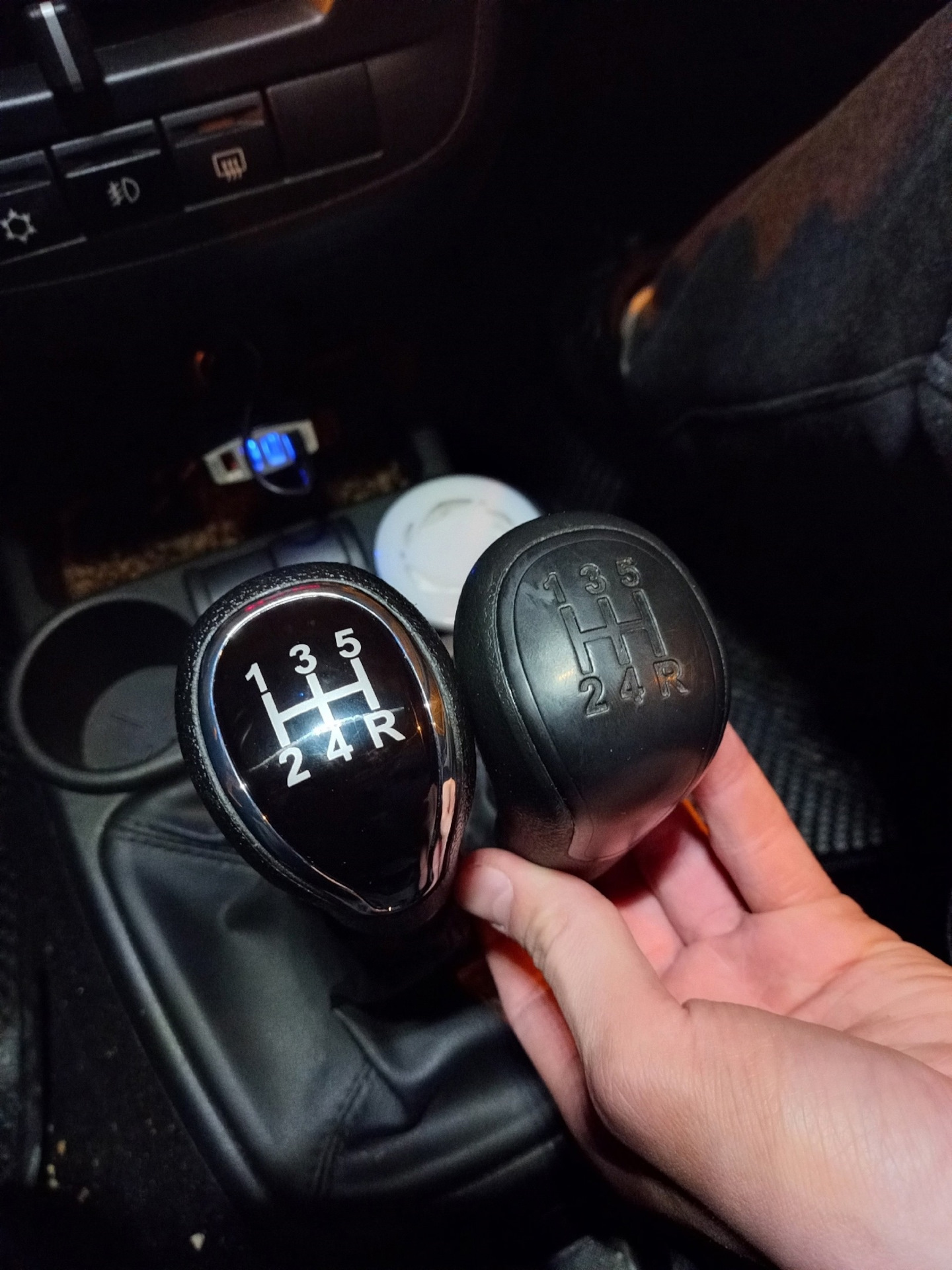 Ручка кпп в стиле Веста — Lada Гранта (2G) FL, 1,6 л, 2021 года ...