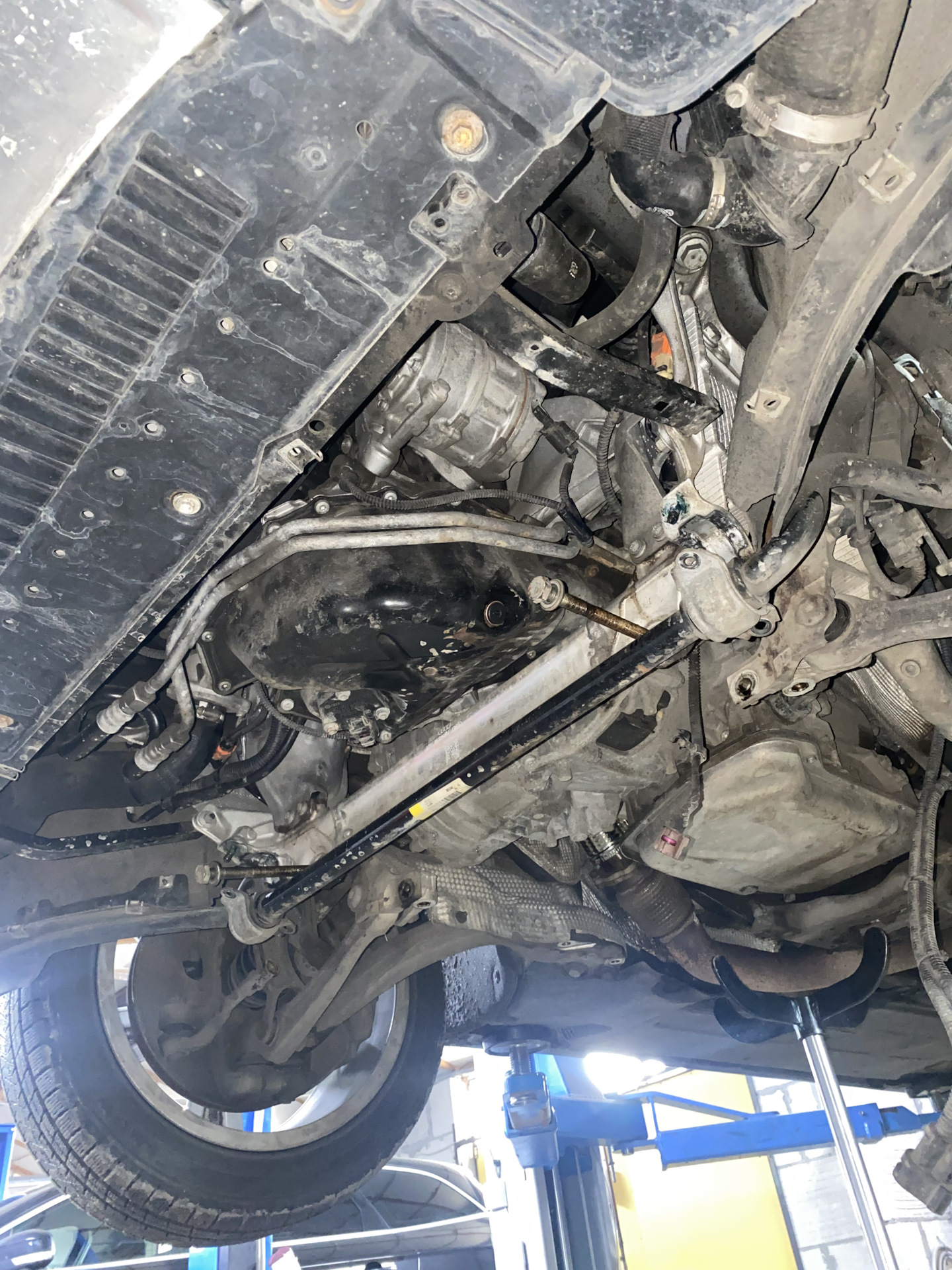 15. Замена рулевой рейки… — Audi A4 Allroad (B8), 2 л, 2014 года ...