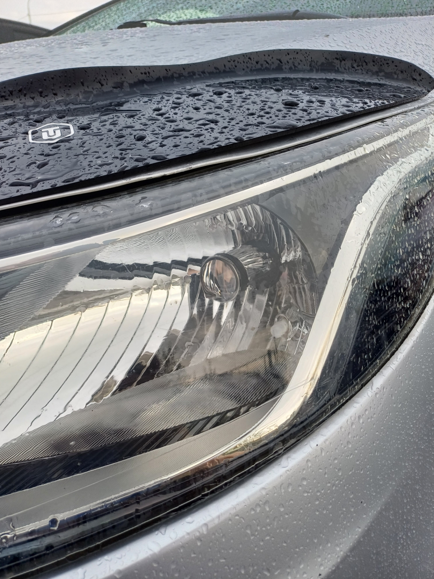 Установка лампочек h4 led с линзой — KIA Rio (3G), 1,6 л, 2014 года ...