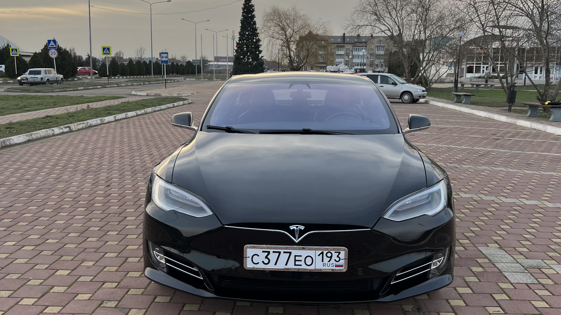 Продажа Tesla Model S 2018 (электро, ) — с историей обслуживания — DRIVE2.RU