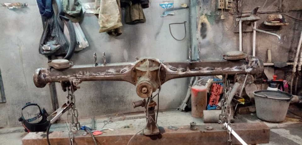 Обварка заднего моста с переносом точек крепления реактивных тяг ...