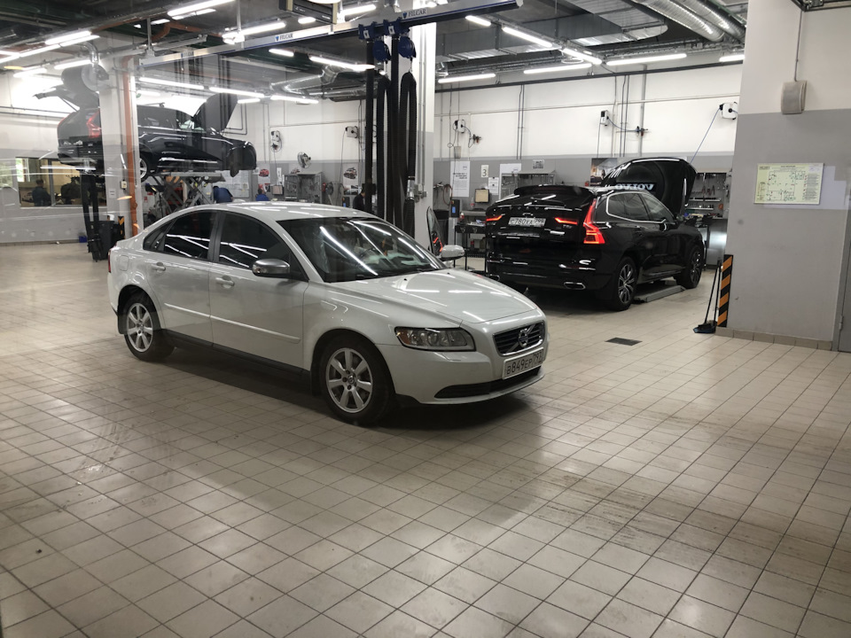 Мойка радиаторов, сход-развал, удаление ошибки srs — Volvo S40 (2G), 2 ...