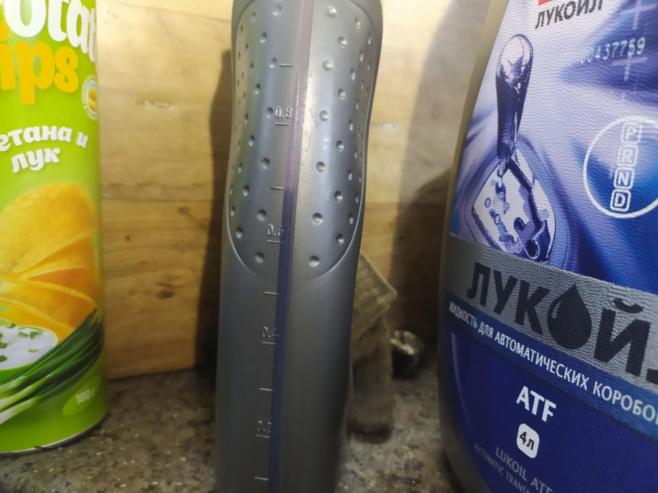 Замена масла Lukoil в АКПП КУГА 1,6 — Ford Kuga (2G), 1,6 л, 2013 года ...