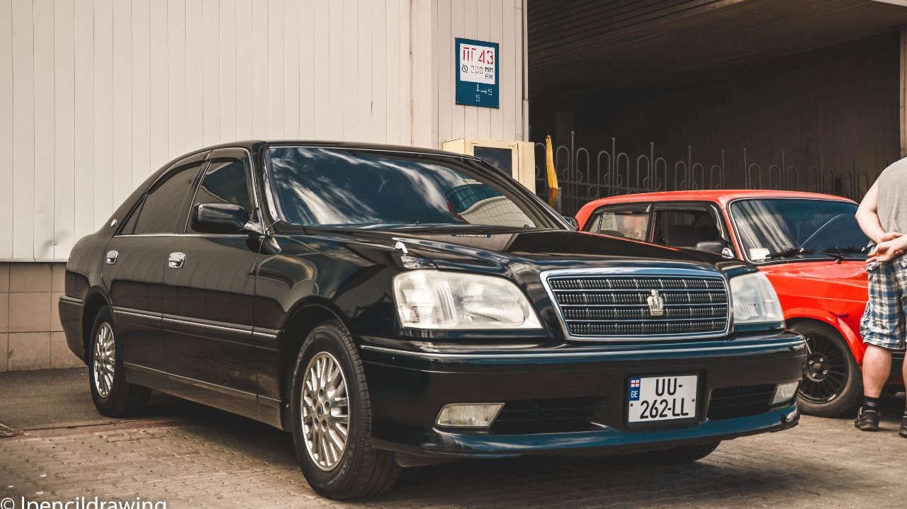 Продажа Toyota Crown в Казахстане