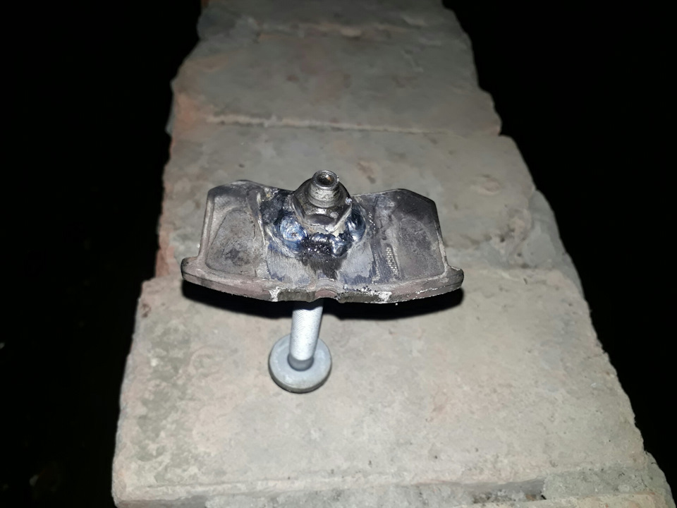 Нужное приспособление При Замене Задних Тормозных Колодок. — Volkswagen ...