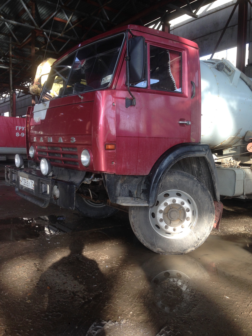 8 — КАМАЗ Золотарь