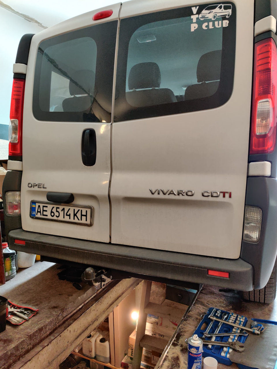 Тросики ручника, чехлы. — Opel Vivaro (1G), 2 л, 2011 года | своими руками  | DRIVE2