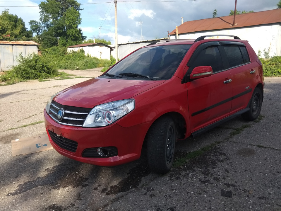 Масло geely mk cross. Люк на Джили МК кросс. Пороги Джили МК кросс. Авторазбор Джили МК кросс в Уфе.