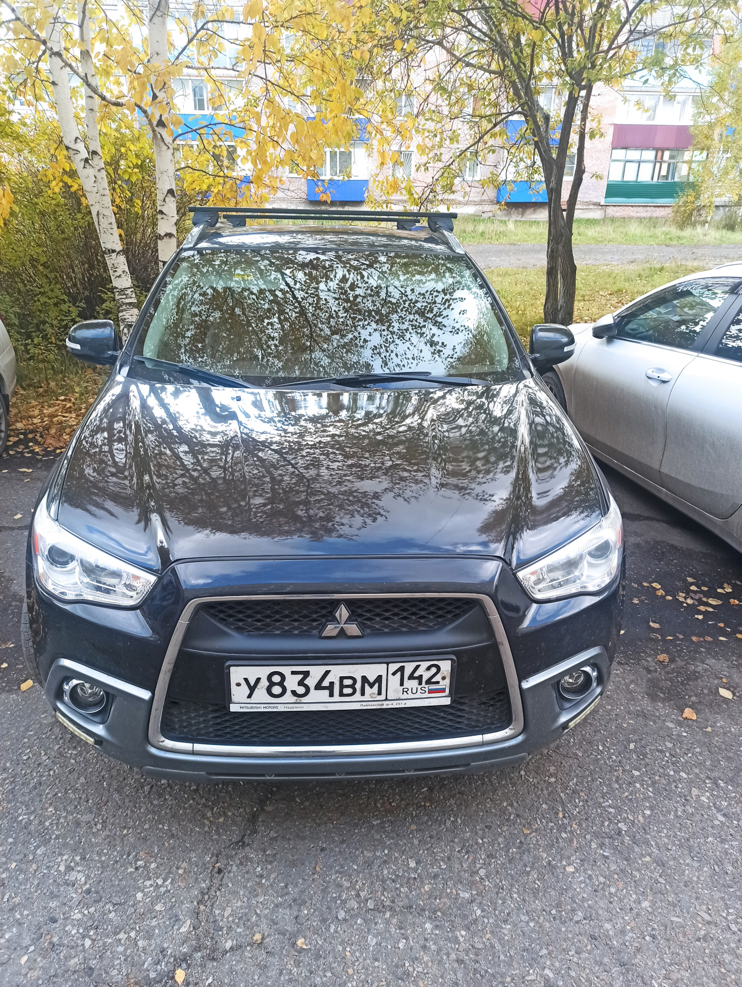 Поперечные дуги на крышу — Mitsubishi ASX, 2 л, 2010 года | тюнинг | DRIVE2