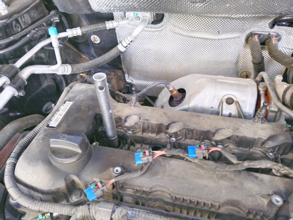 Свечным ключём выкручиваем свечи… — Chery Tiggo 4 Pro