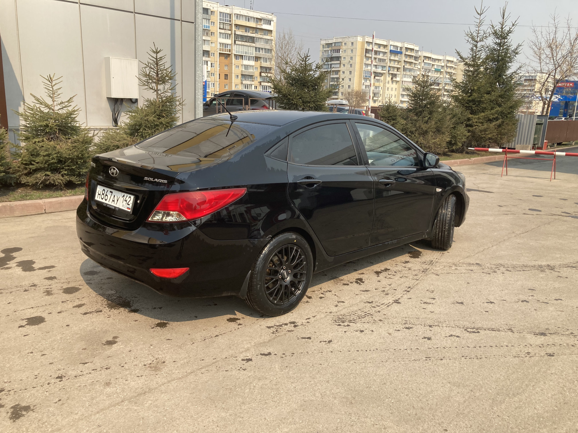 Новый комплект колес! — Hyundai Solaris, 1,4 л, 2011 года | колёсные ...