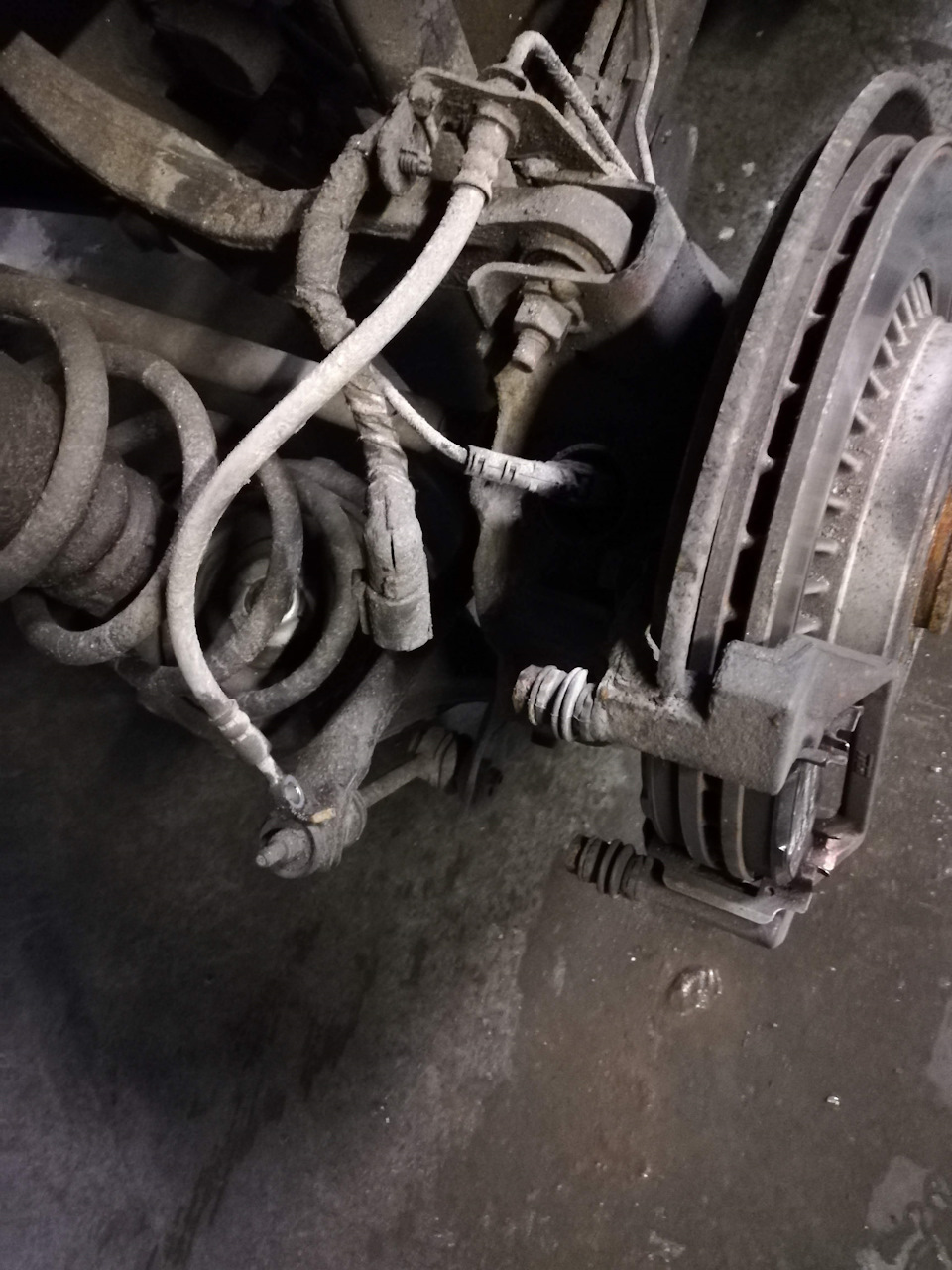 Халдекс, колодки + замена пыльника суппорта. — Volvo XC60 (1G), 2,4 л ...