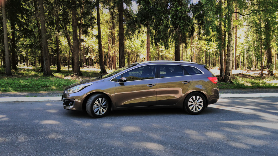 KIA Ceed SW <<Sporty Wagon>>