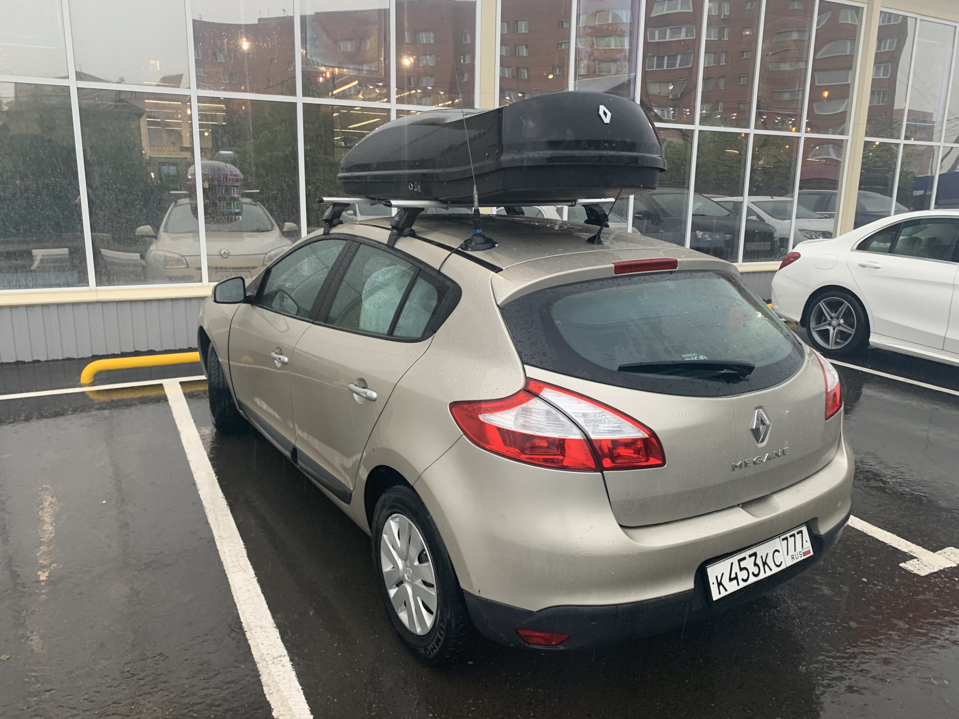 багажный бокс на Megane 3 — Renault Megane III, 1,6 л, 2011 года | запчасти  | DRIVE2