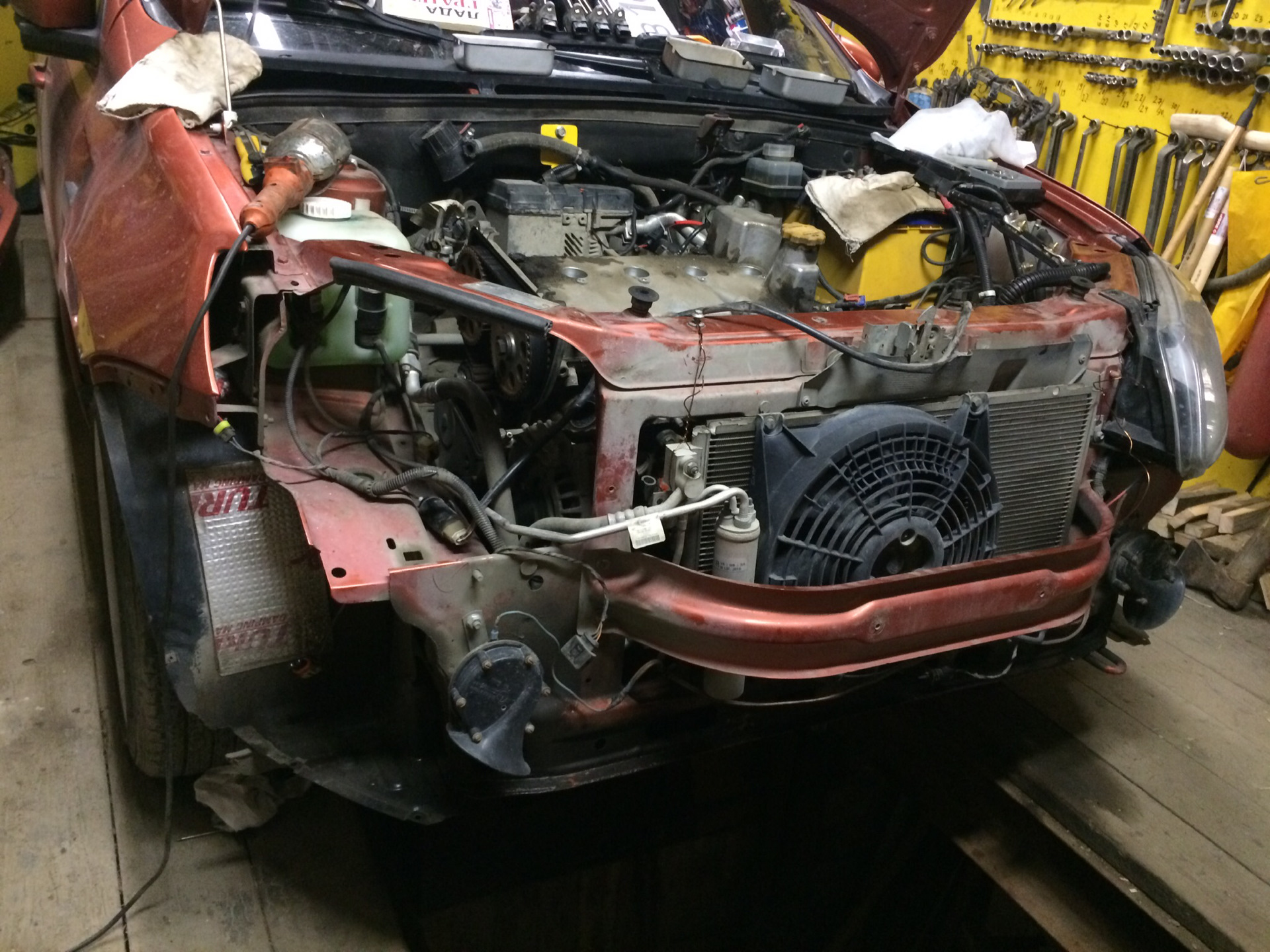 Потек радиатор двигателя и застучали гидрокомпенсаторы — Lada Гранта ...