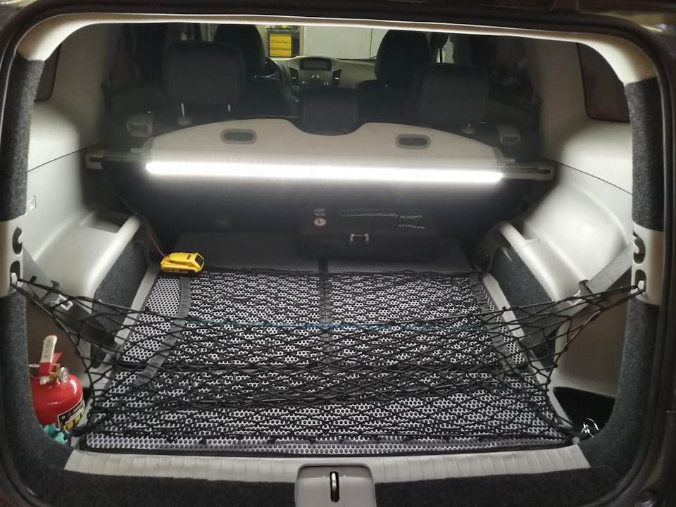 Как снять обшивку багажника шевроле орландо Подсветка багажника - Chevrolet Orlando (1G), 1,8 л, 2013 года своими руками DRI